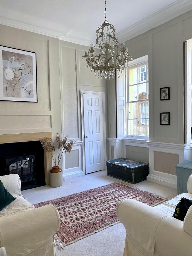 Elegant Georgian Apartment In Bath'S Iconic Centre Εξωτερικό φωτογραφία